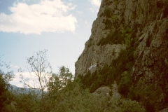 Train clinging to the side of the cliff