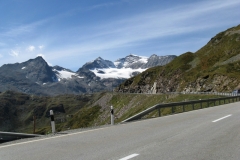 Climbing the Passo di Bernina (2250m)