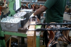 Attaching the fixing brackets