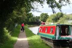 Worcester & Birmingham Canal through Worcester