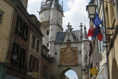 Auxerre's clock...