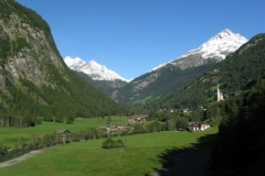 Heiligenblut in the early morning
