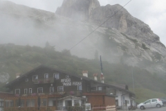 Rifugio Passo di Fedaia (2054m)