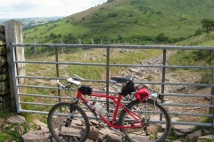 Nant Cwm Du