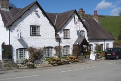 West Arms in Llanarmon DC