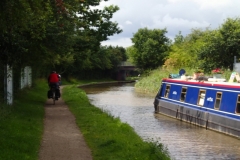 Worcester & Birmingham Canal through Worcester